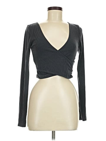 Victoria's Secret Long Sleeve T-Shirt (view 1)