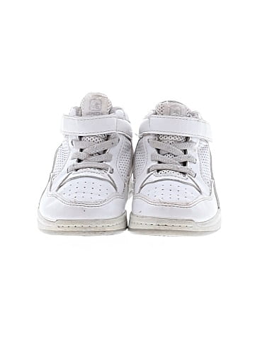 AND1 Sneakers (view 2)