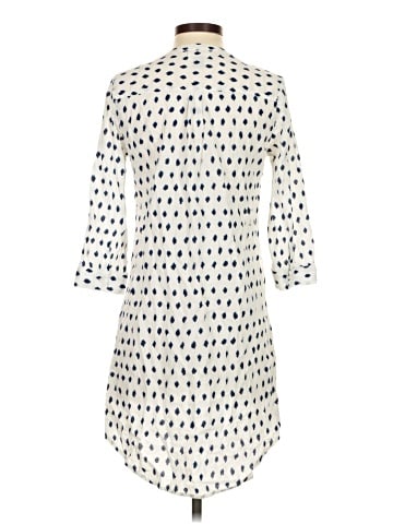 Old Navy Casual Dress (view 2)