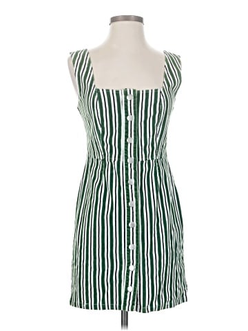 Urban Outfitters Casual Dress (view 1)