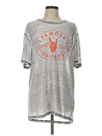 Fender Short Sleeve T-Shirt (view 1)