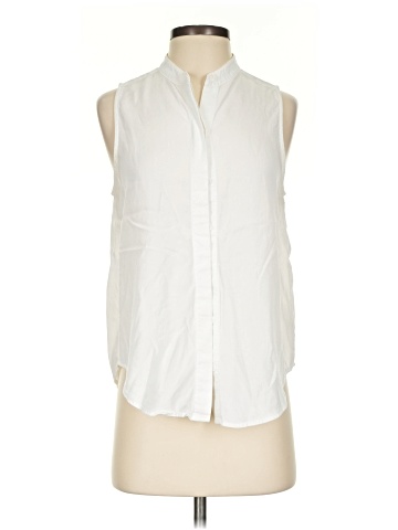 Cloth & Stone Sleeveless Button-Down Shirt (view 1)