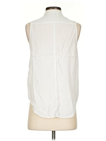 Cloth & Stone Sleeveless Button-Down Shirt (view 2)