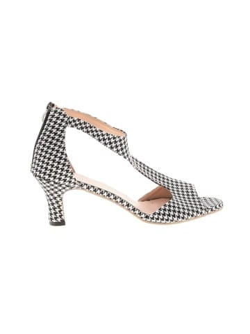 Unbranded Heels (view 1)