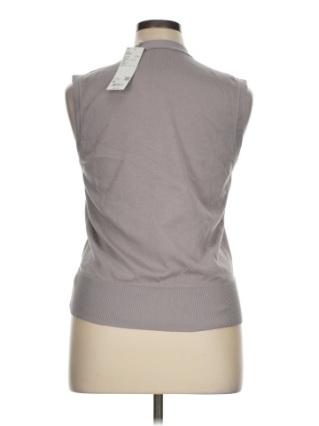 Uniqlo U Sleeveless Blouse (view 2)