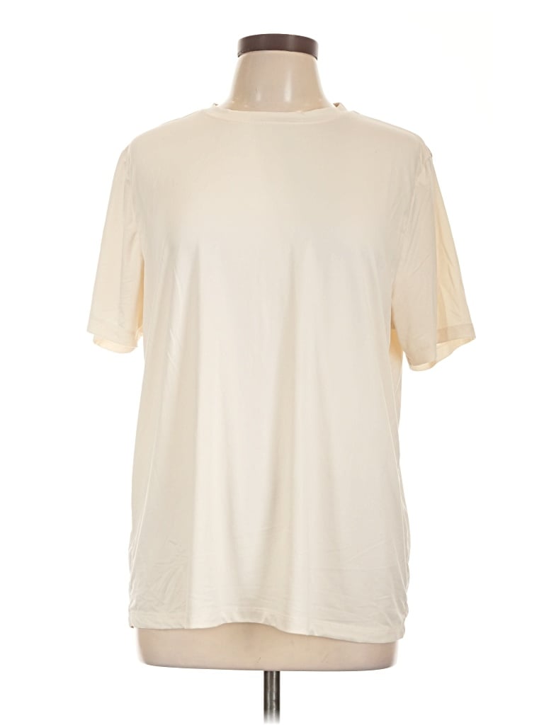 Pre-owned Fabletics Short Sleeve T-shirt In Ivory