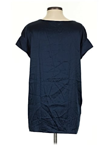 Vince. Short Sleeve T-Shirt (view 2)