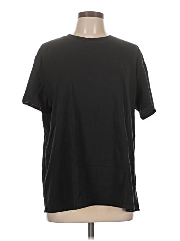 Lululemon Athletica Short Sleeve T-Shirt (view 1)