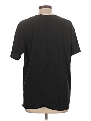 Lululemon Athletica Short Sleeve T-Shirt (view 2)