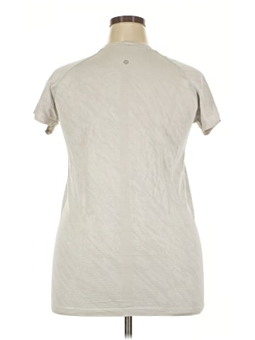 Lululemon Athletica Short Sleeve T-Shirt (view 2)