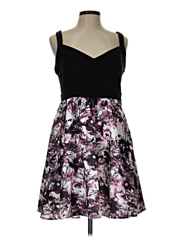 Hot Topic Cocktail Dress (view 1)