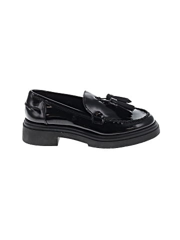 Zara Flats (view 1)