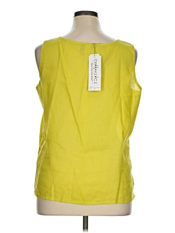 Donna Vinci Sleeveless Blouse (view 2)