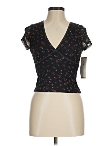 Aeropostale Short Sleeve T-Shirt (view 1)