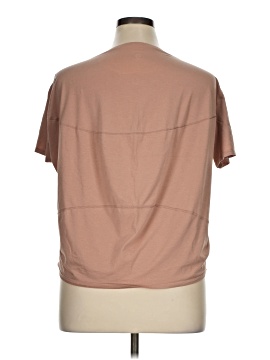 Lululemon Athletica Short Sleeve T-Shirt (view 2)
