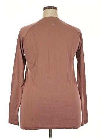 Lululemon Athletica Long Sleeve T-Shirt (view 2)