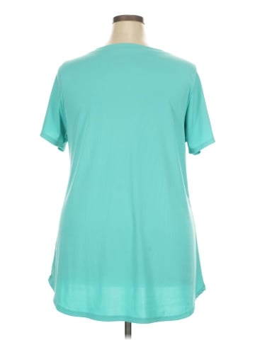 Lularoe Short Sleeve Blouse (view 1)