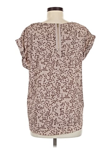 Olive and Oak Short Sleeve Blouse (view 2)