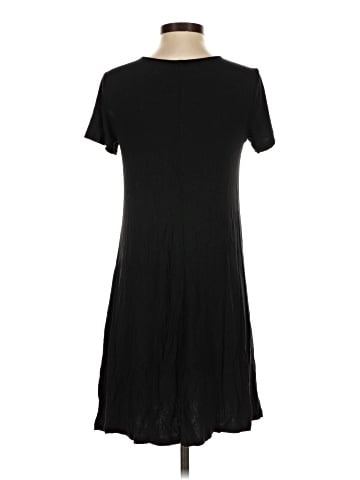 Old Navy Casual Dress (view 2)