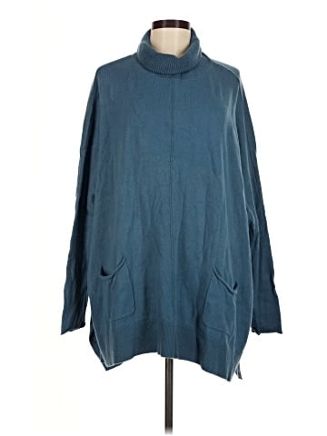 Caslon Poncho (view 1)