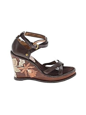 J Vincent Wedges (view 1)