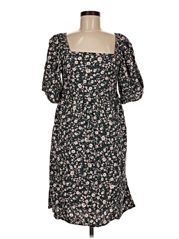 Old Navy Casual Dress (view 1)