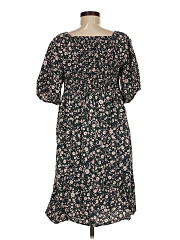 Old Navy Casual Dress (view 2)