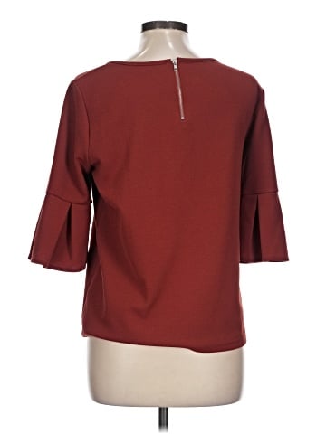 Green Envelope 3/4 Sleeve Top (view 2)