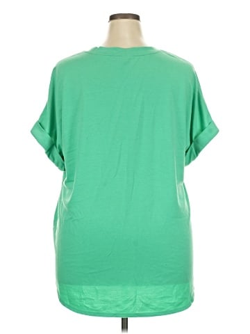 Crown & Ivy Poncho (view 2)