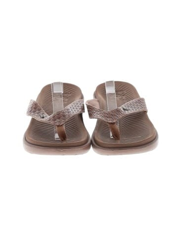 KuaiLu Flip Flops (view 2)