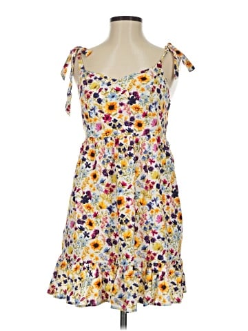Old Navy Casual Dress (view 1)
