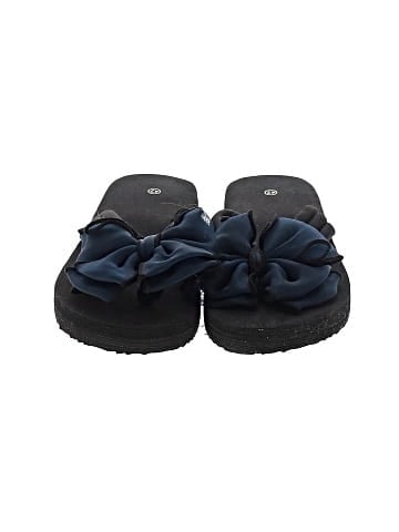 Unbranded Flip Flops (view 2)