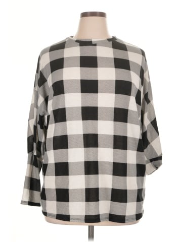 Acting Pro Poncho (view 1)