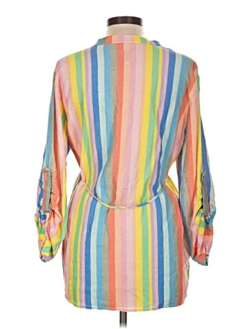 Gap - Maternity Long Sleeve Button-Down Shirt (view 2)