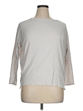 Lululemon Athletica 3/4 Sleeve T-Shirt (view 1)