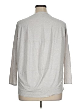 Lululemon Athletica 3/4 Sleeve T-Shirt (view 2)