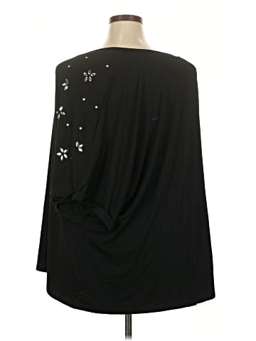 BLOOMCHIC 3/4 Sleeve Top (view 2)