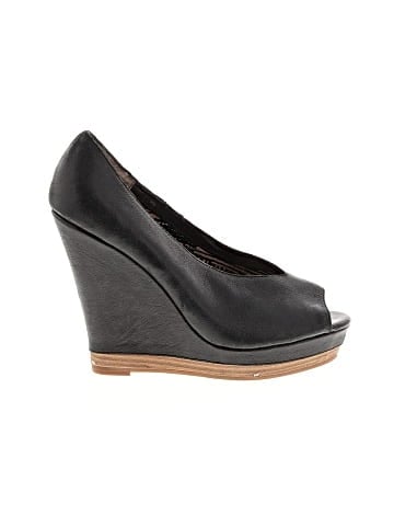 Seychelles Wedges (view 1)