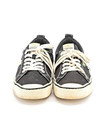 Cariuma Sneakers (view 2)