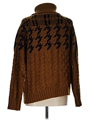 John & Jenn Pullover Sweater (view 2)