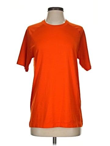 Lululemon Athletica Short Sleeve T-Shirt (view 1)