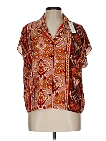 Cupcakes & Cashmere Short Sleeve Blouse (view 1)