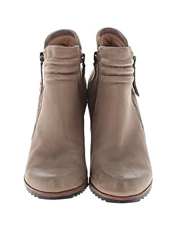 Biala Wedges (view 2)