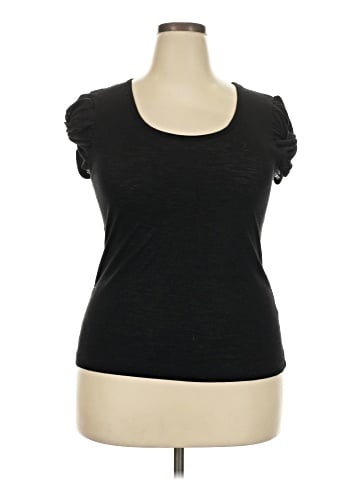 Xhilaration Short Sleeve T-Shirt (view 1)