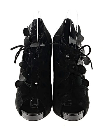 Menbur Heels (view 2)