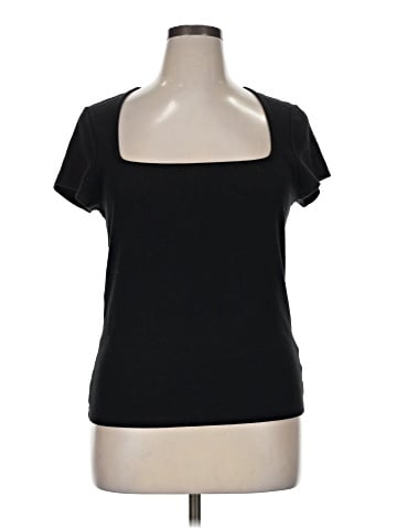 Old Navy Short Sleeve T-Shirt (view 1)