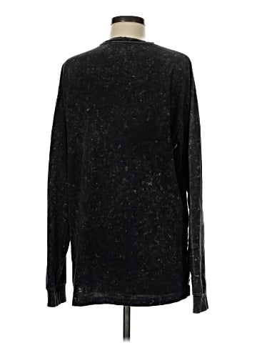 Victoria's Secret Pink Long Sleeve T-Shirt (view 2)