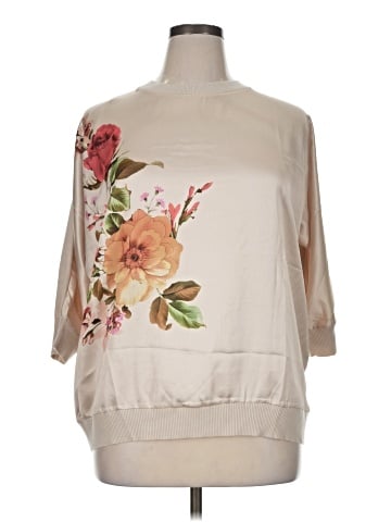 Sioni 3/4 Sleeve T-Shirt (view 1)