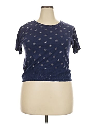 Old Navy Short Sleeve T-Shirt (view 1)