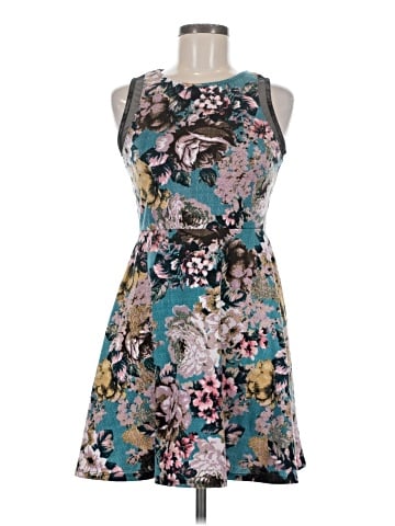 Xhilaration Cocktail Dress (view 1)